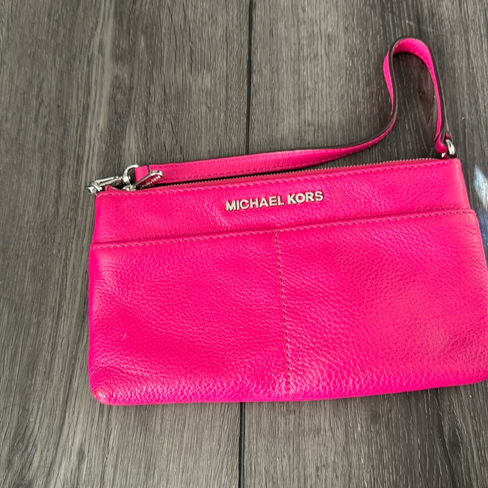 Michael Kors wristlet